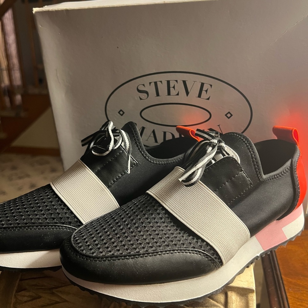 Steve Madden Black Multi Women's Sneakers